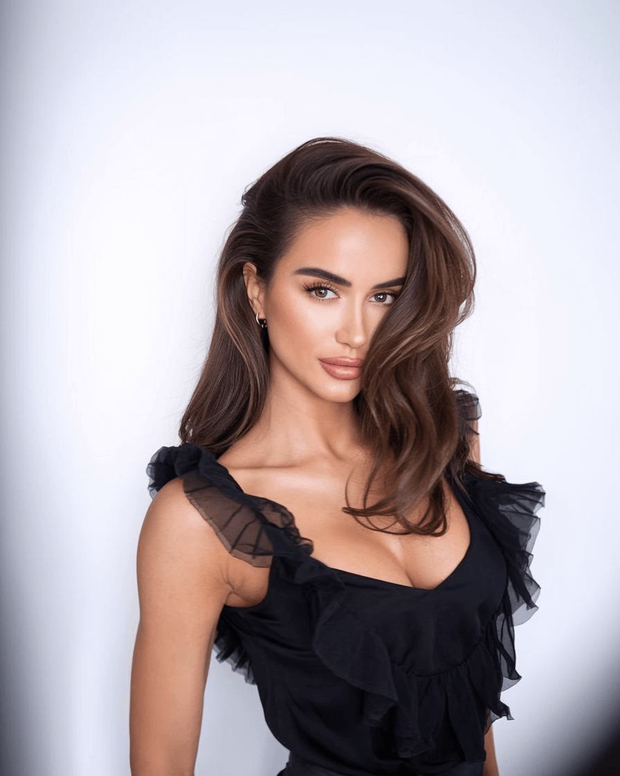 Vacation Hairstyles for Summer 2025 – Effortless Looks for Beach Days & City Trips