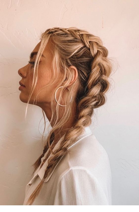 20+ Quick Hairstyles You Have to Try This Year