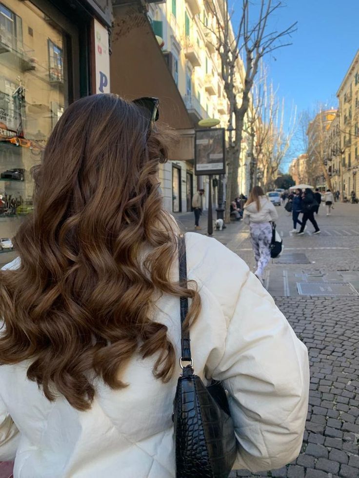 20+ Brown Hair Hairstyles You HAVE TO See Before Next Year