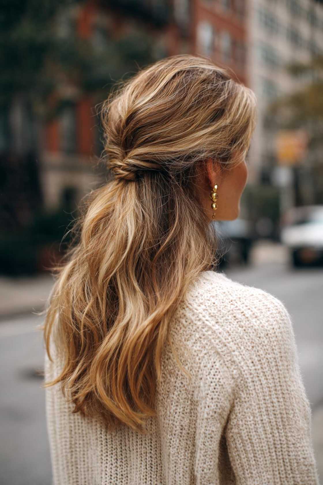 Cozy, Cute & Camera-Ready: 12+ Fall Hairstyles Perfect for Autumn Vibes