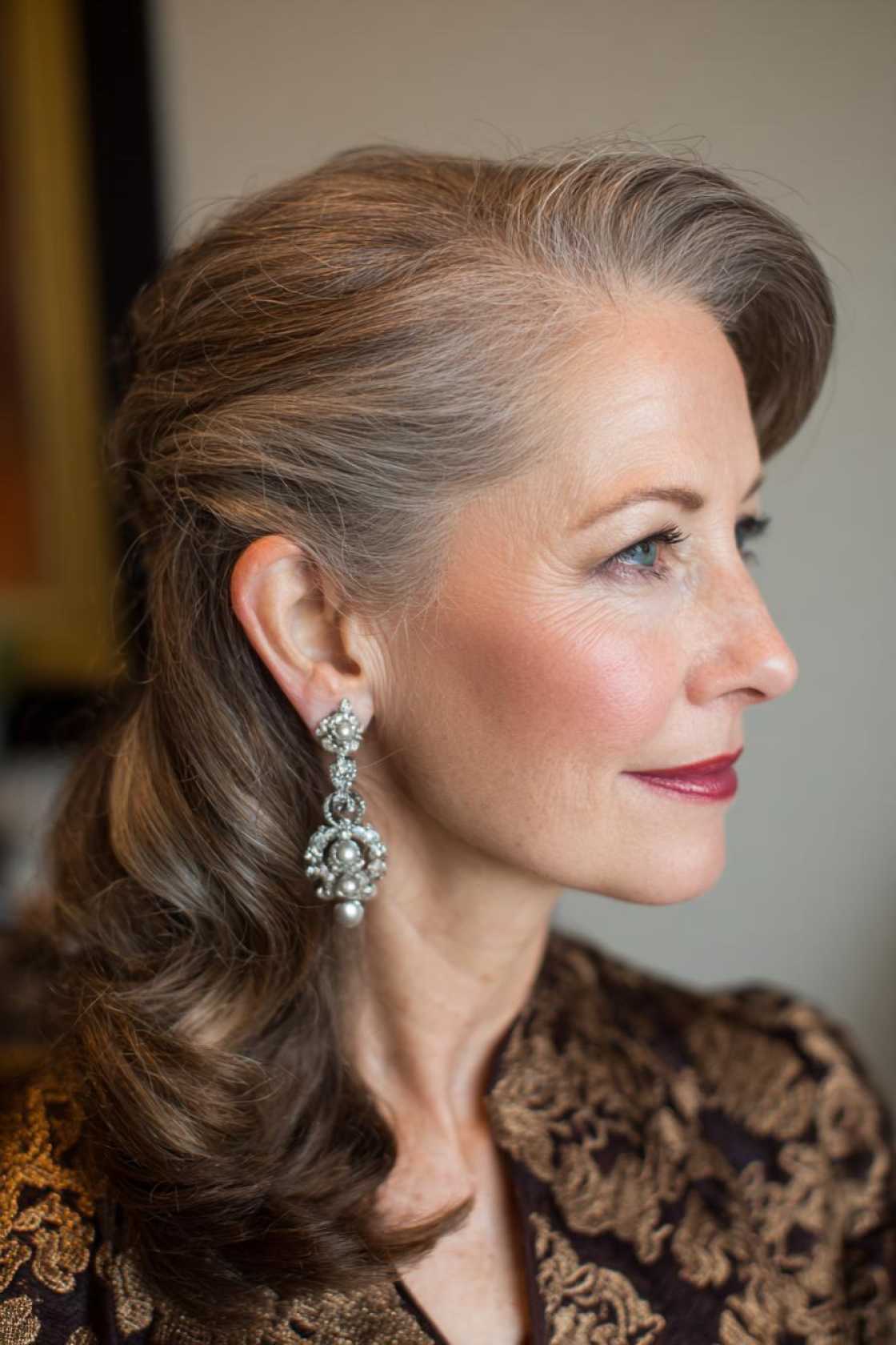 Elegant Moments: 12+ Mother of the Groom Hairstyles That Shine with Grace & Confidence
