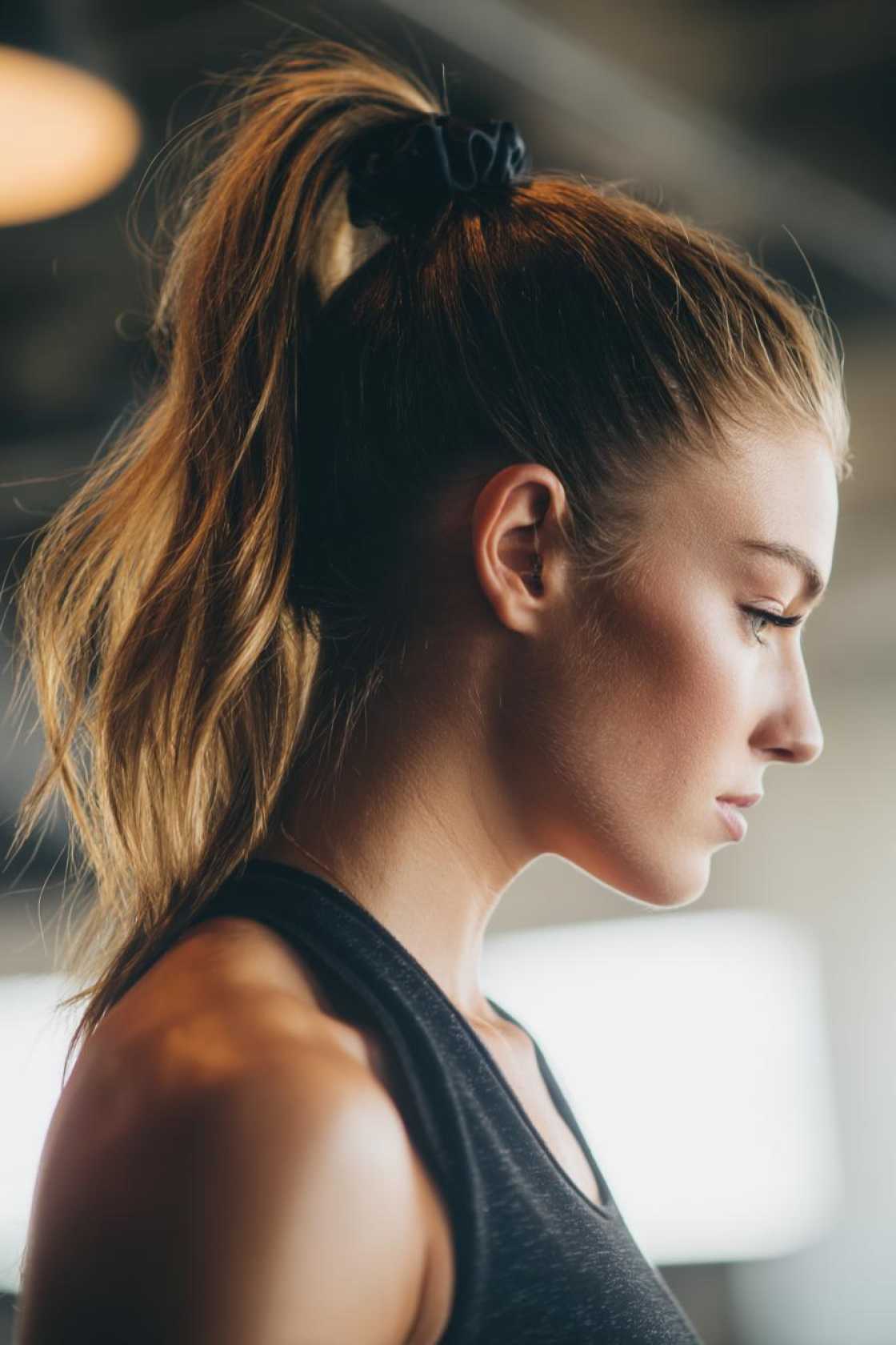 The Ultimate Gym Hair Guide: 12+ Hairstyles That Stay Put (Cardio to Weights).