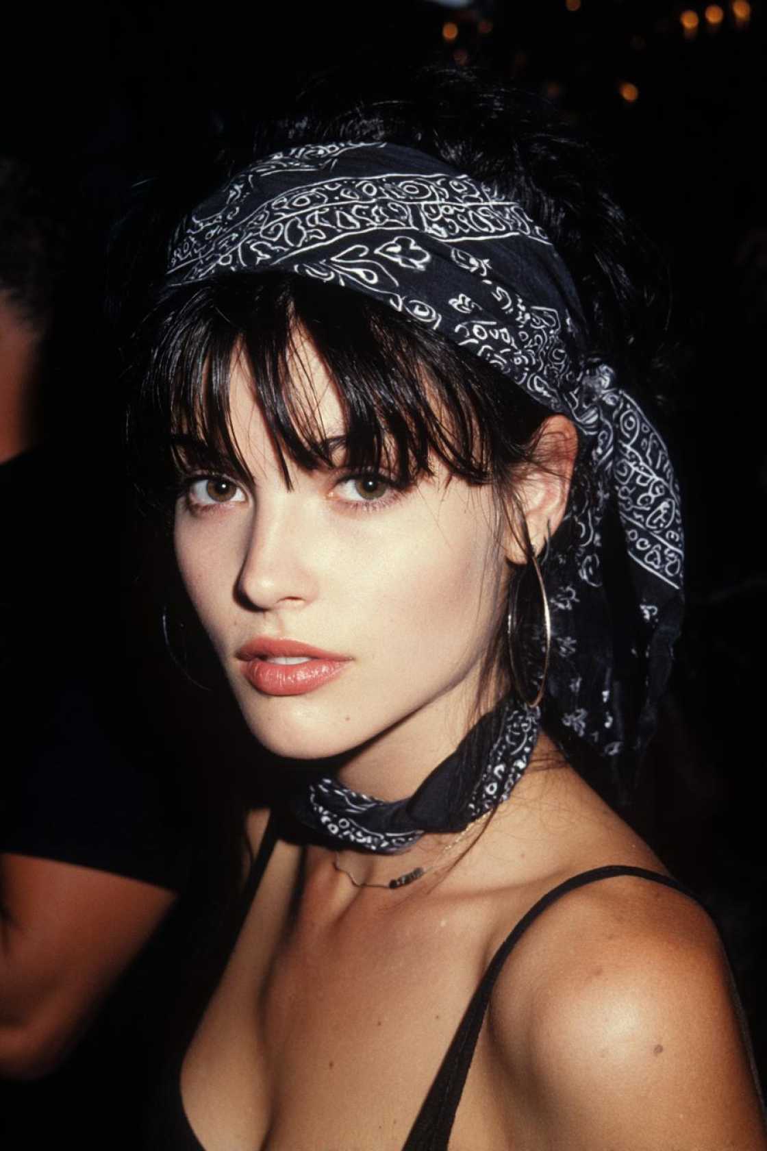 Was It Effortless or Artfully Messy? 18+ Secrets Behind Coveted 90s Grunge Hairstyles.