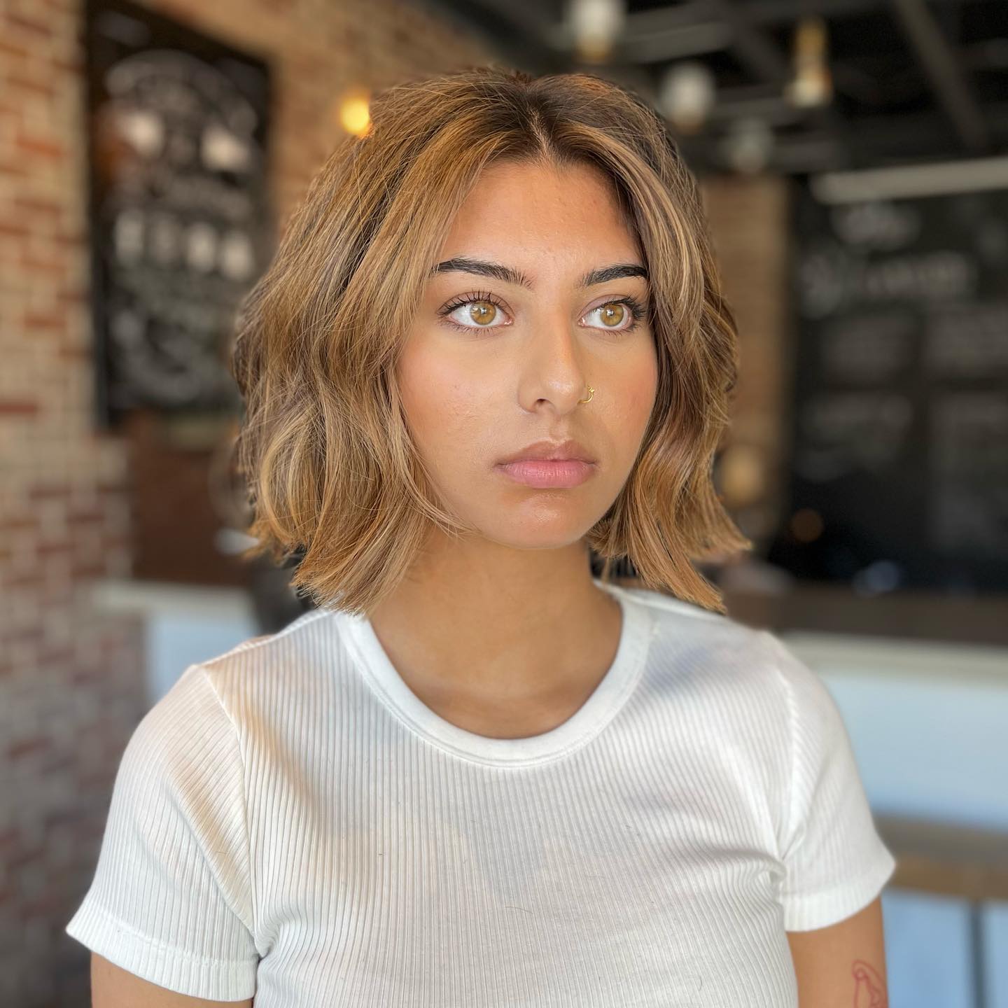 25 Short Hairstyles for Thick Hair That Are Stylish and Easy